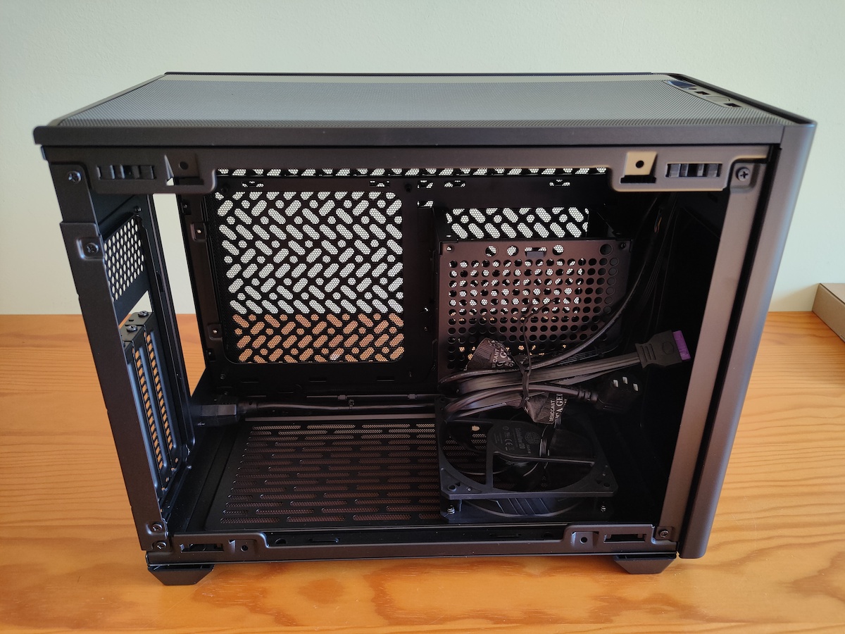 NR200P V2 case